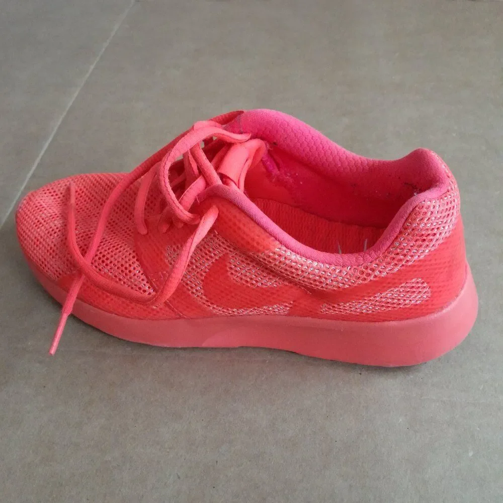 Nike DRS Dual Ride Systems Slip On Hybrid Shoes Red Woman’s Size 7